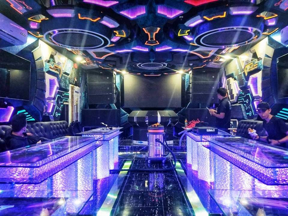 phong-hat-karaoke-ruby-3-binh-tan