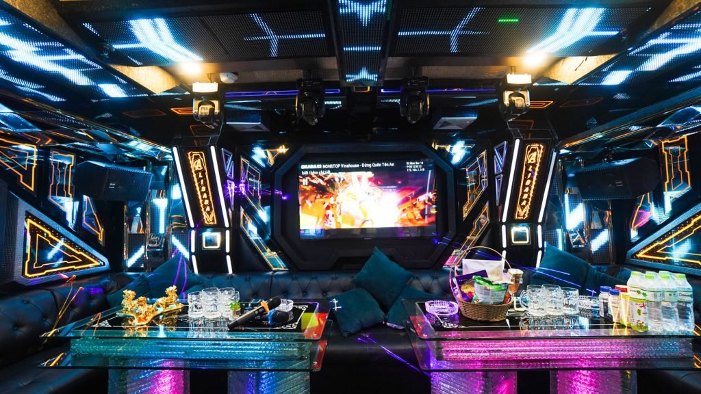 KHÁM PHÁ PHÒNG KARAOKE MINI ĐỘC NHẤT 2 trang-tri-phong-karaoke-mini