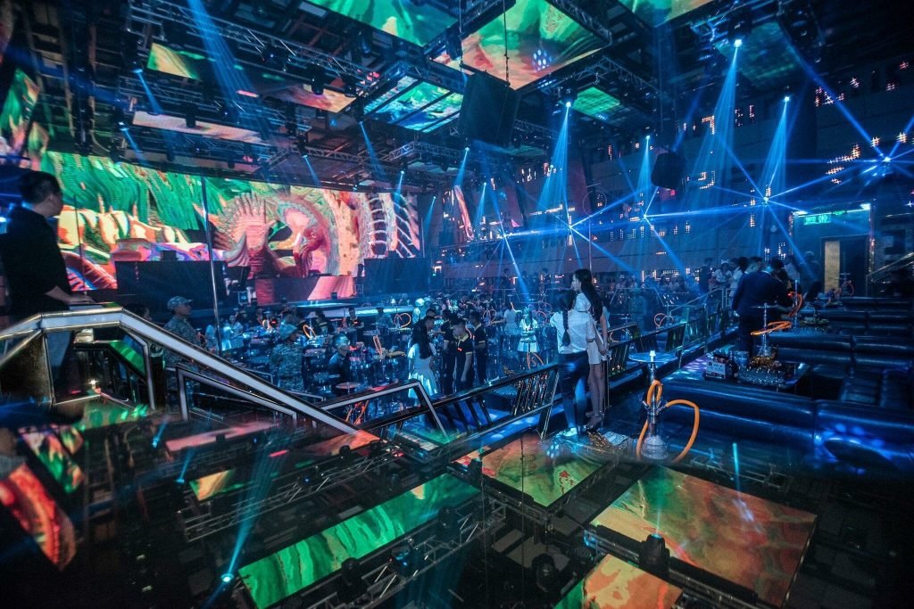 AM-THANH-QUAN-BAR (2)