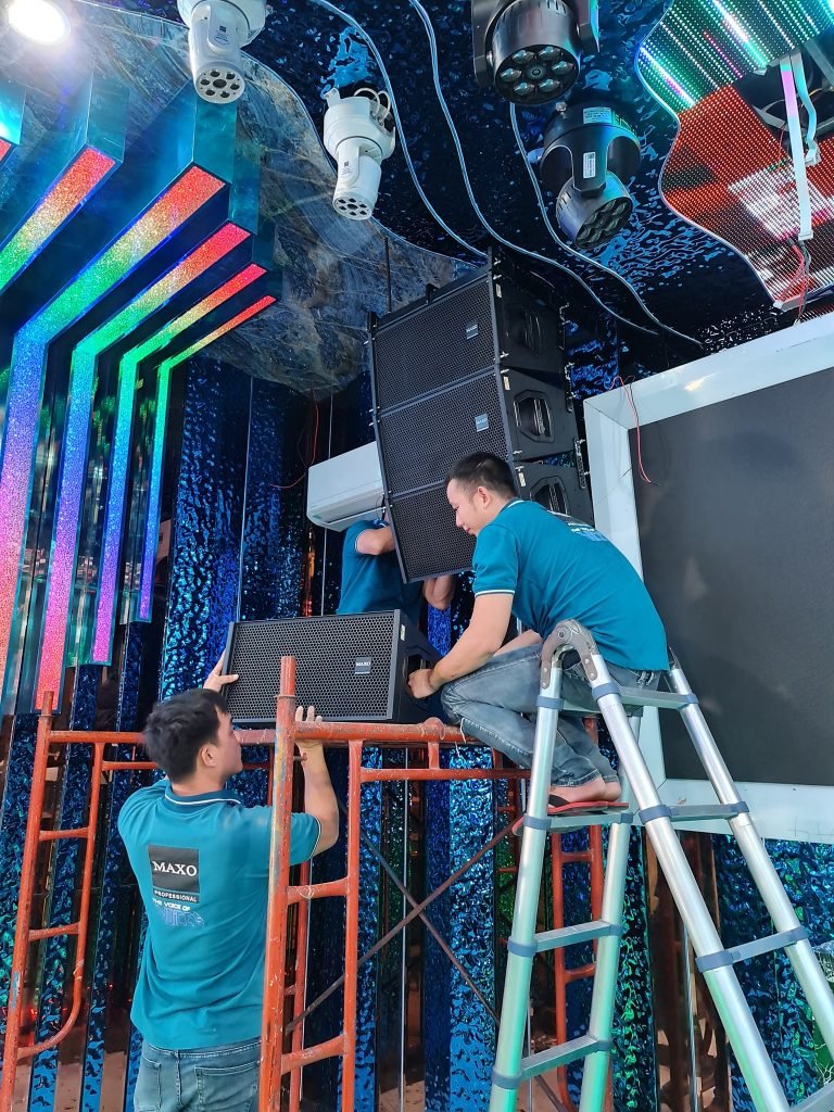 treo-loa-aray-x210la